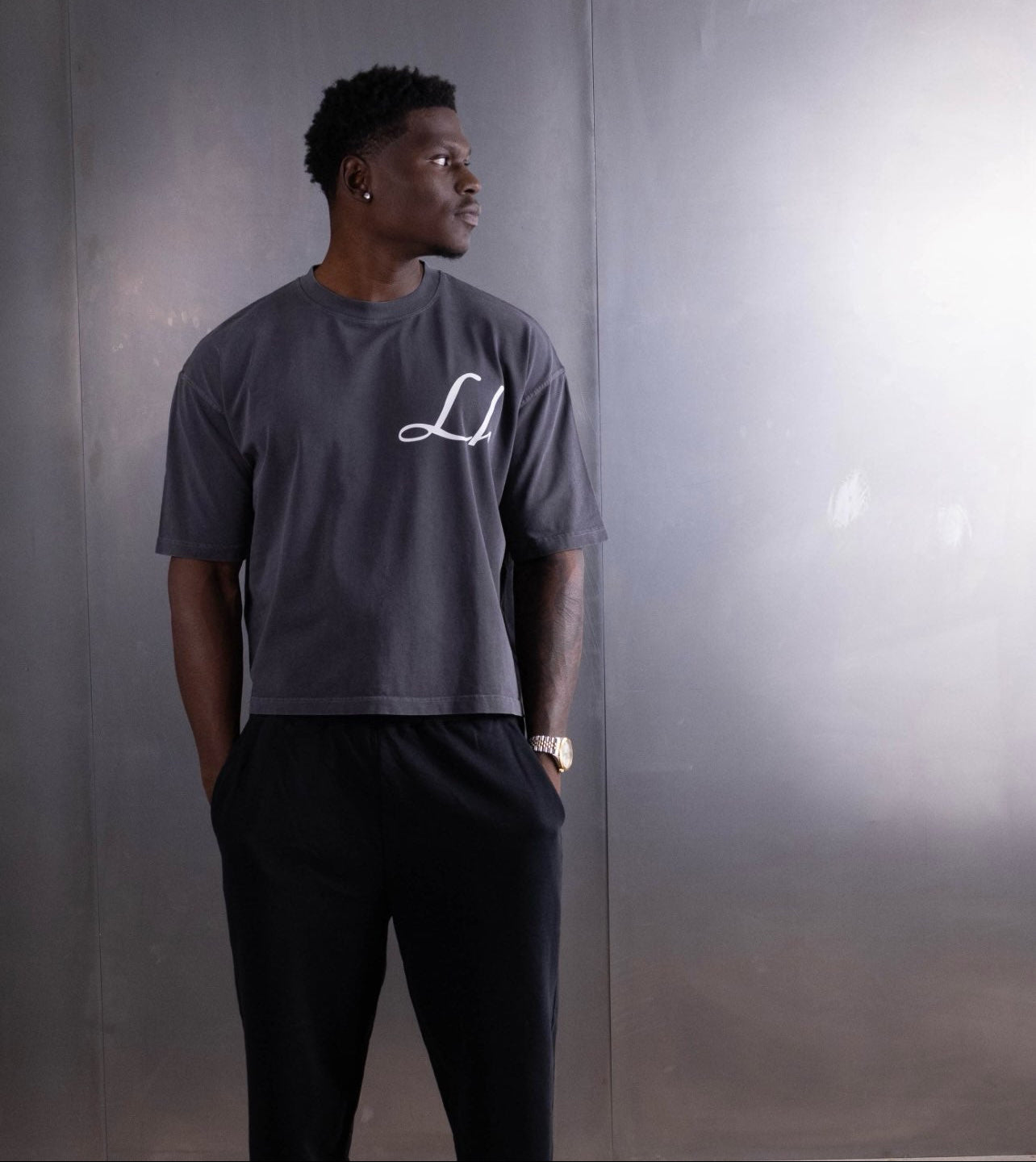 italic short sleeve t-shirt